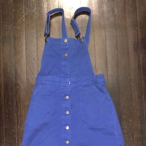 Overall dress.